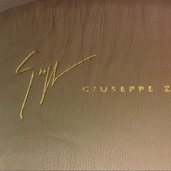 GIUSEPPE ZANOTTI Beige Low Top Crocodile Sneakers - Picture 14 of 16